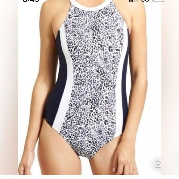 Athleta one piece swimsuit built in bra wire 34D DD - Picture 1 of 6